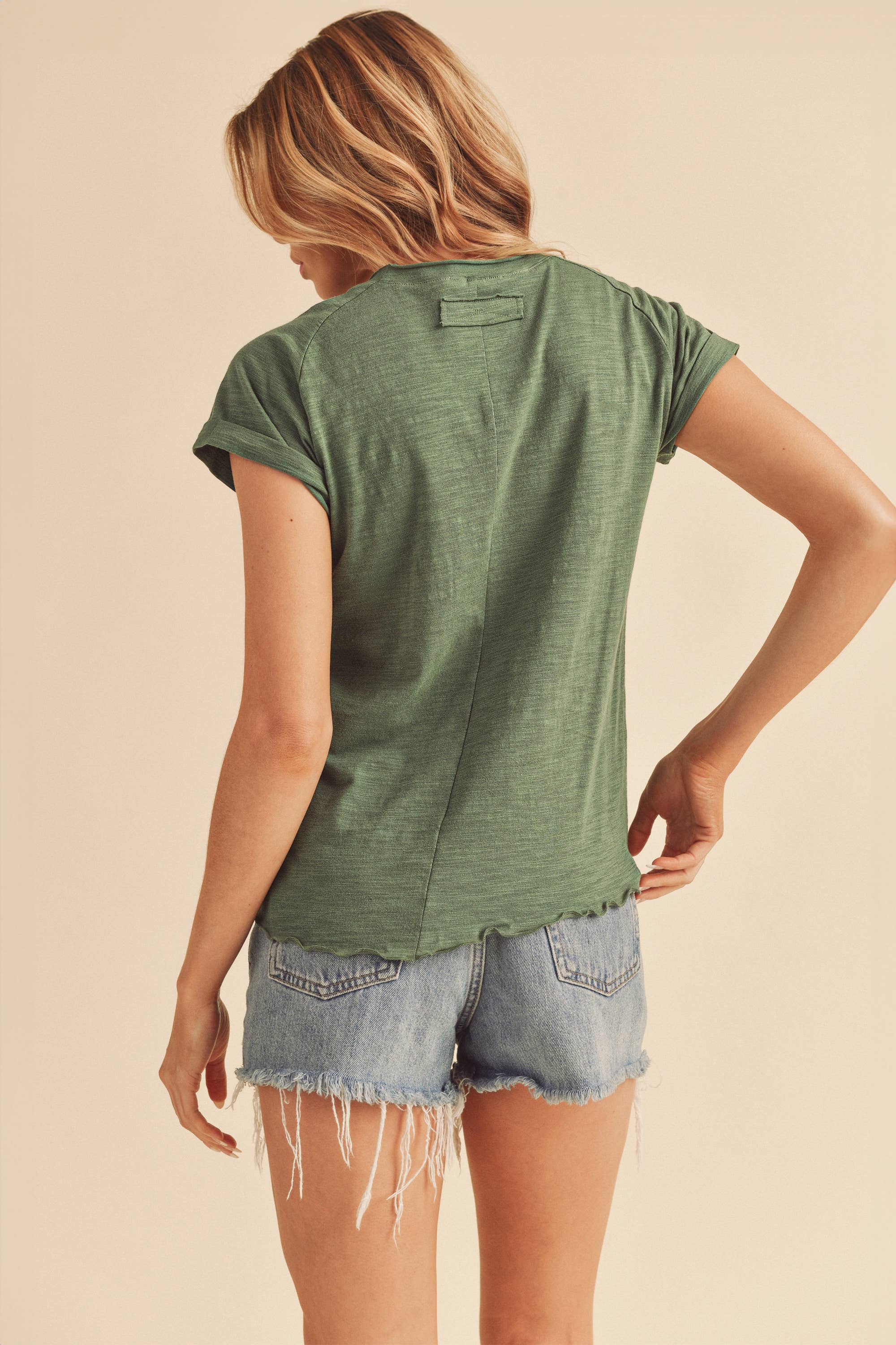 Gwen Tee
