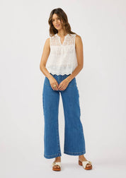 Sleeveless Eyelet Lace Tank Top