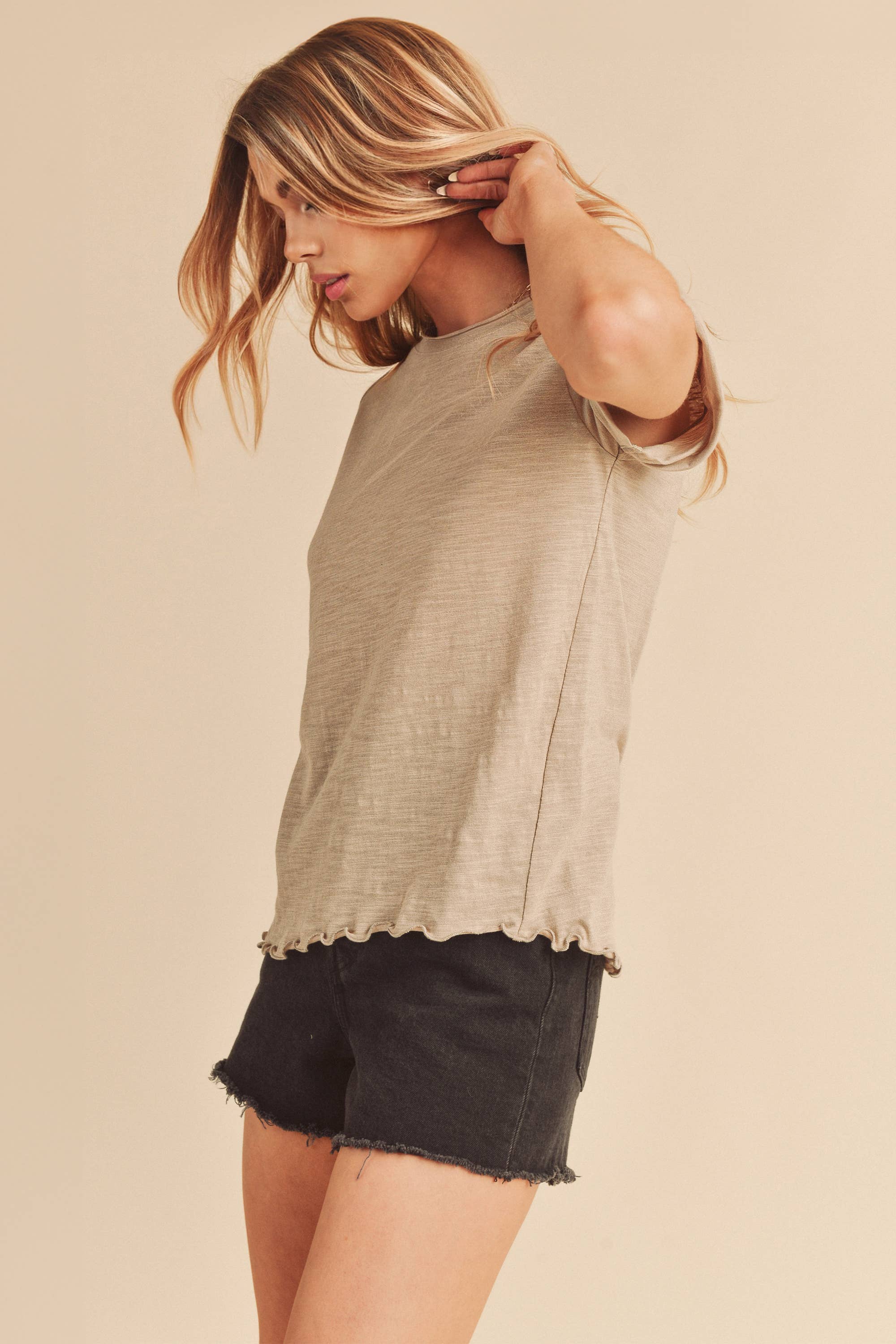 Gwen Tee