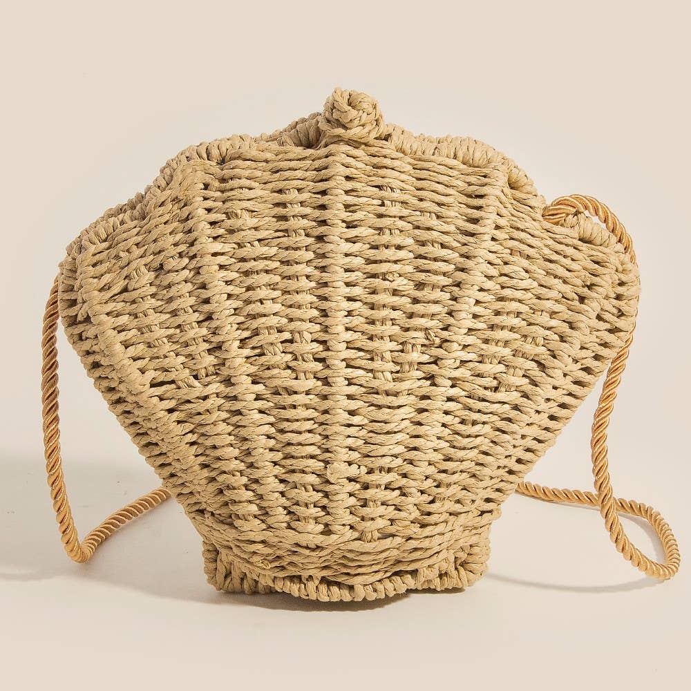 Straw Braided Seashell Bag