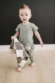 Charcoal Checkered Plush Blanket