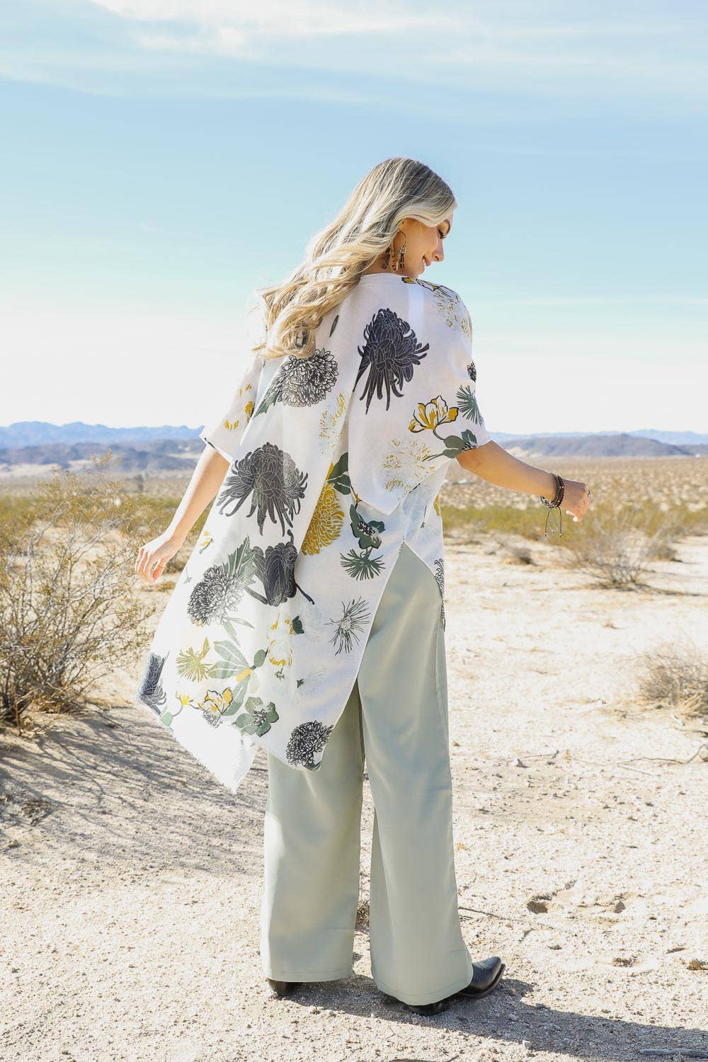 Bestseller Floral Motif Combo Kimono Cardigan 🌸