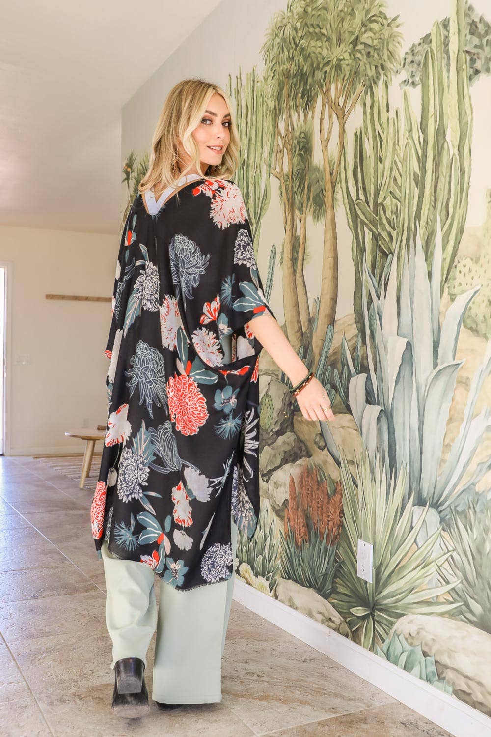 Bestseller Floral Motif Combo Kimono Cardigan 🌸
